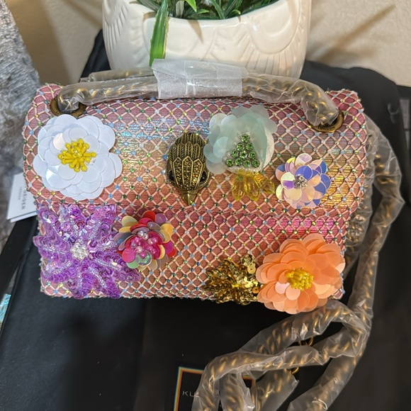 🌹🌹🌹Kurt Geiger London Mini Kensington Soft Convertible Crossbody Bag🌹🌹🌹 - Picture 8 of 17